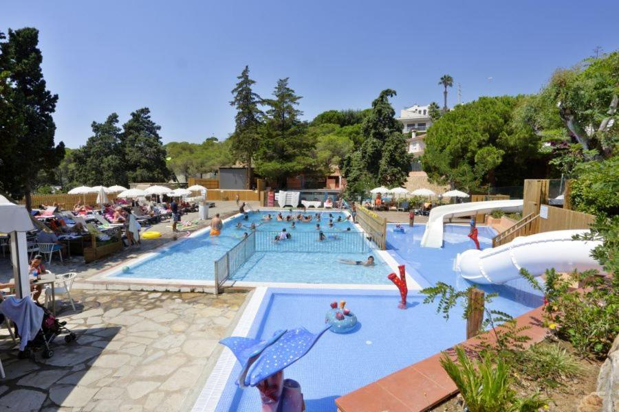 Hotel Camping Senia Cala Canyelles Lloret de Mar Exterior foto