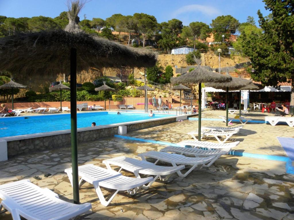 Hotel Camping Senia Cala Canyelles Lloret de Mar Exterior foto