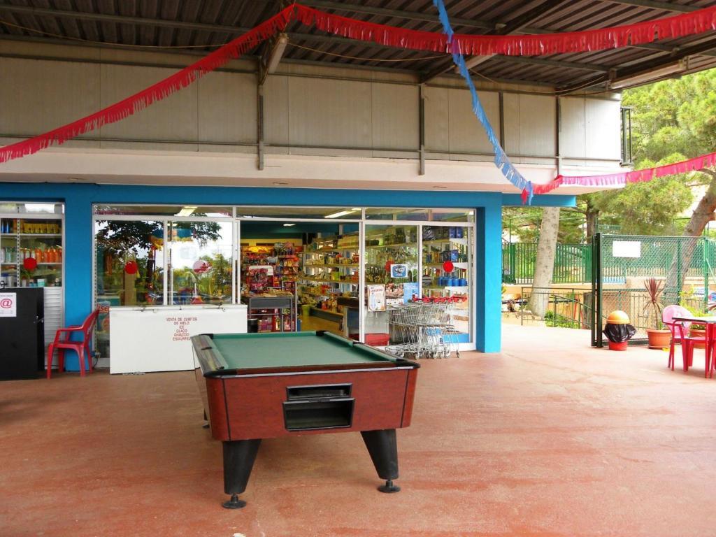 Hotel Camping Senia Cala Canyelles Lloret de Mar Exterior foto