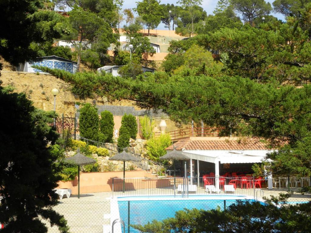 Hotel Camping Senia Cala Canyelles Lloret de Mar Exterior foto
