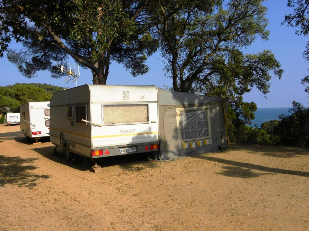 Hotel Camping Senia Cala Canyelles Lloret de Mar Exterior foto
