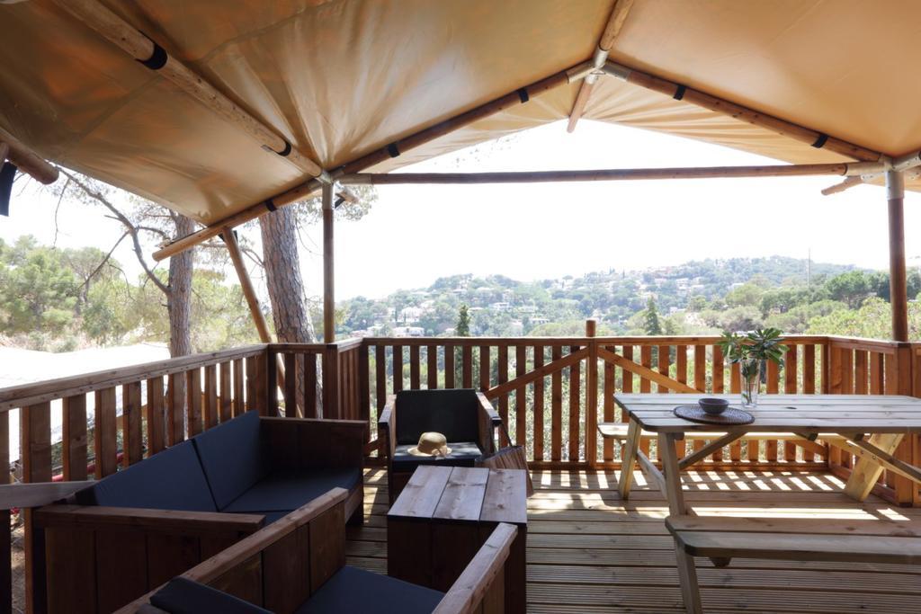 Hotel Camping Senia Cala Canyelles Lloret de Mar Exterior foto