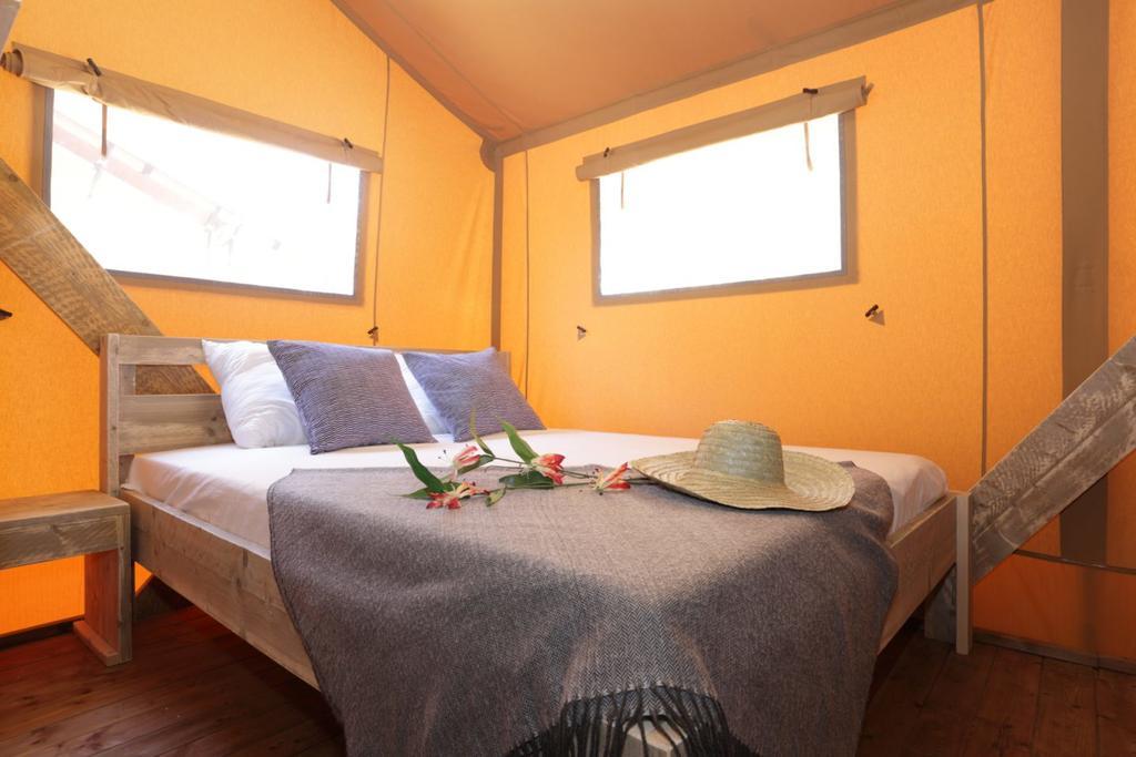 Hotel Camping Senia Cala Canyelles Lloret de Mar Exterior foto