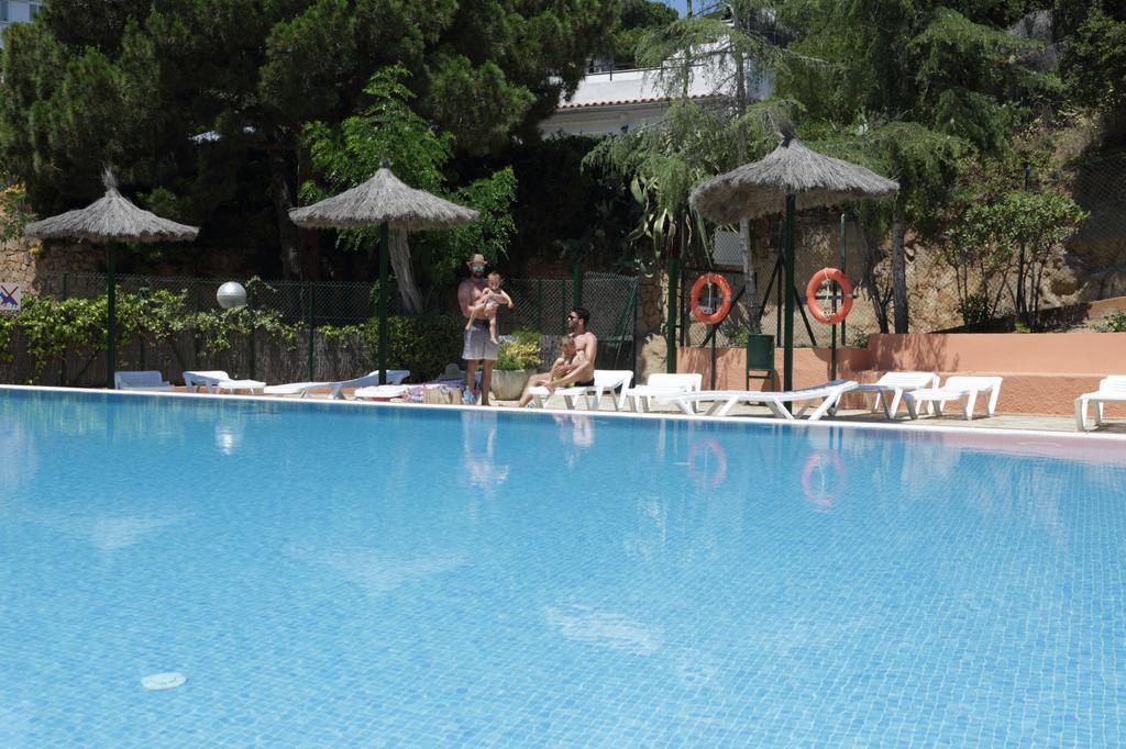 Hotel Camping Senia Cala Canyelles Lloret de Mar Exterior foto