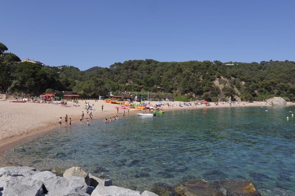 Hotel Camping Senia Cala Canyelles Lloret de Mar Exterior foto